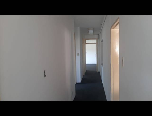 773M² WAREHOUSE TO LET IN NEW GERMANY